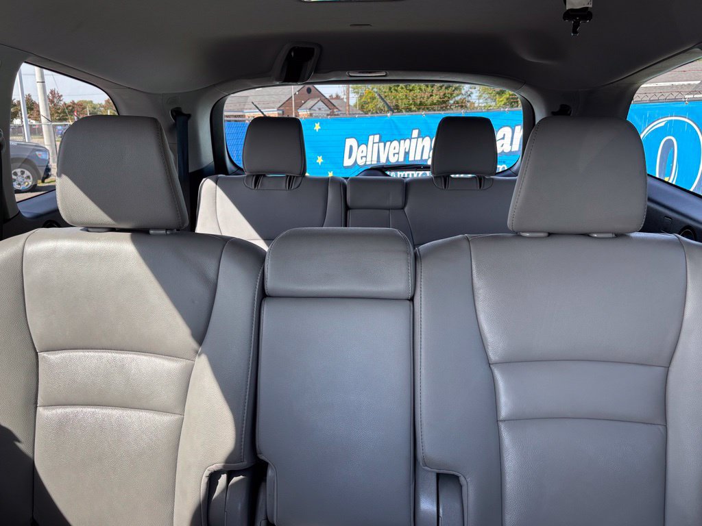 Certified 2019 Honda Pilot Touring image 32