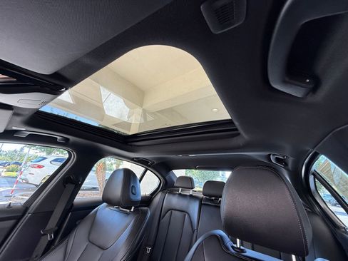 Used 2025 BMW 330i Sedan w/ Convenience Package image 25