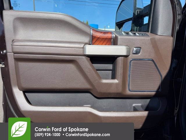 Used 2018 Ford F150 King Ranch w/ Equipment Group 601A Luxury AWD/4WD image 20