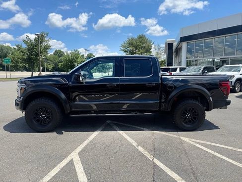 Used 2025 Ford F150 Raptor AWD/4WD image 2