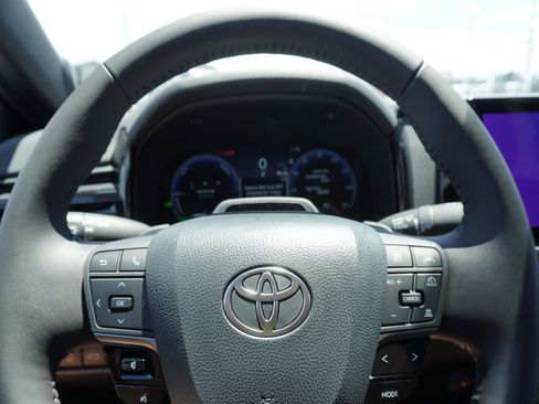 New 2026 Toyota Camry XSE FWD image 23