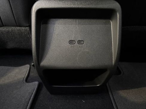 New 2026 Chevrolet Equinox EV RS AWD/4WD image 31