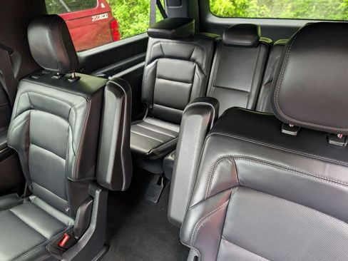 Used 2025 Lincoln Navigator L Reserve AWD/4WD image 23