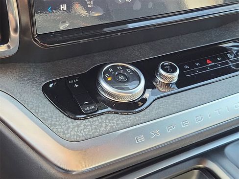 New 2025 Ford Expedition Tremor image 21