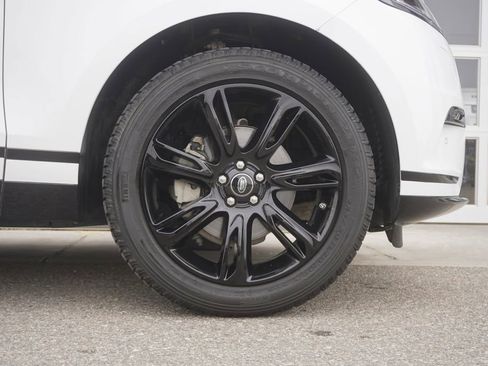 Used 2020 Land Rover Range Rover Velar S image 35