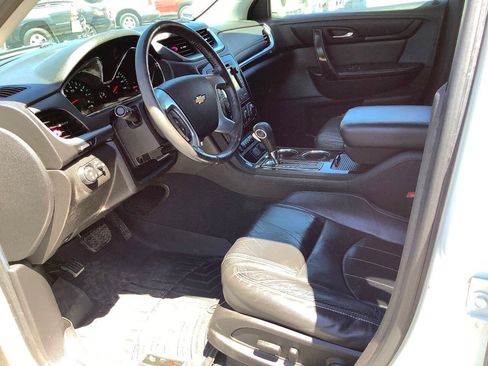Used 2015 Chevrolet Traverse LTZ AWD/4WD image 30