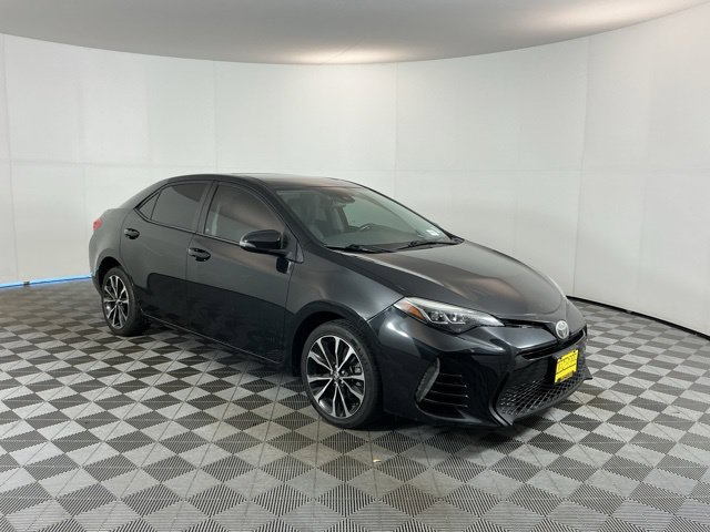 Used 2017 Toyota Corolla XSE w/ Carpet Mat Package (TMS) FWD image 3