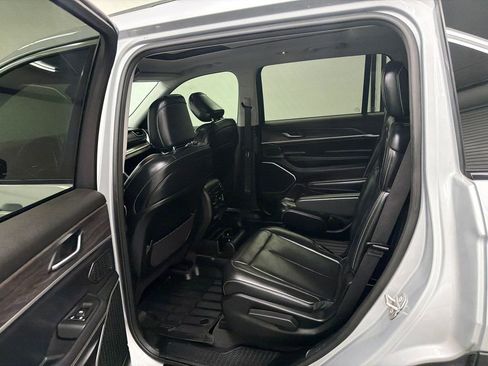 Used 2021 Jeep Grand Cherokee L Limited RWD image 22