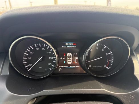 Used 2013 Land Rover Range Rover Evoque Pure Premium image 18