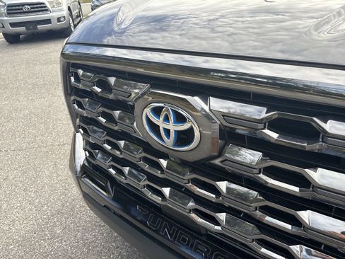Used 2022 Toyota Tundra Platinum image 23
