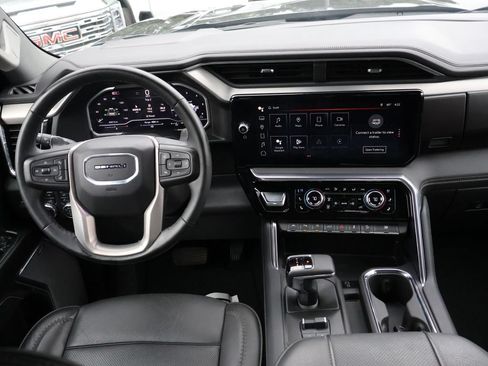 Certified 2024 GMC Sierra 1500 Denali w/ Denali Reserve Package AWD/4WD image 18