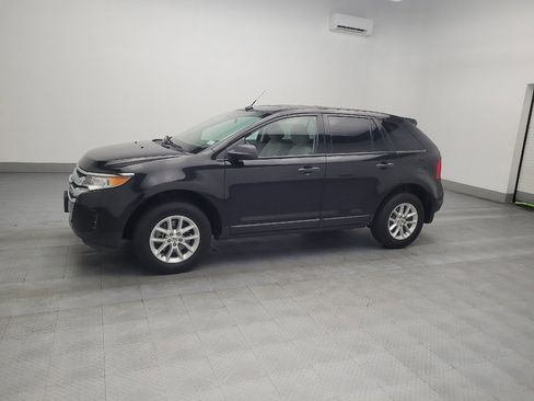 Used 2014 Ford Edge SE image 2