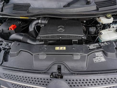 Used 2020 Mercedes-Benz Metris Passenger w/ Premium Safety Package image 25