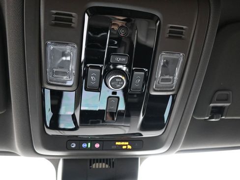 New 2026 GMC Yukon Elevation image 21