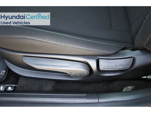 Certified 2025 Hyundai Elantra Sport FWD image 29