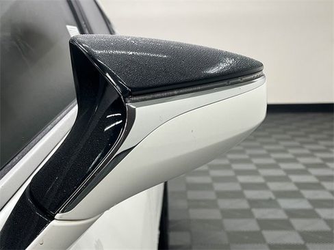 Used 2019 Lexus ES 300h image 22