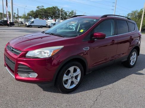 Used 2014 Ford Escape SE w/ Equipment Group 201A FWD image 8