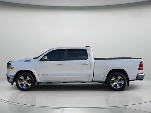 Used 2019 RAM 1500 Laramie AWD/4WD image 43