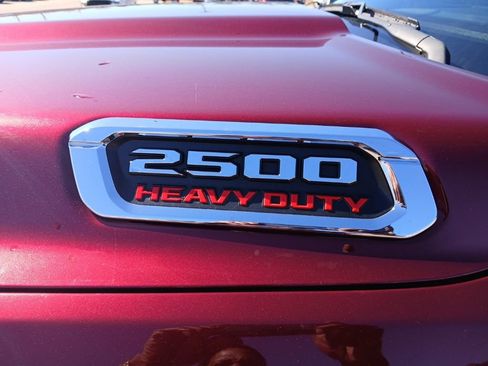 Used 2024 RAM 2500 Tradesman w/ Chrome Appearance Group image 10