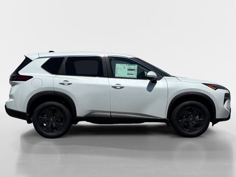 New 2026 Nissan Rogue SV w/ Cold Weather Package AWD/4WD image 7