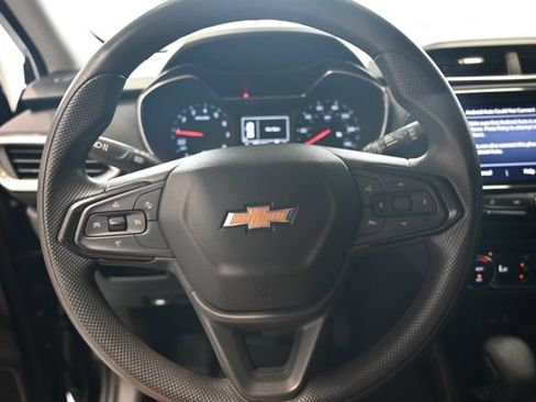 Used 2022 Chevrolet TrailBlazer LT w/ Convenience Package AWD/4WD image 22
