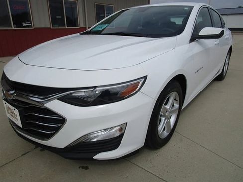 Used 2023 Chevrolet Malibu LS w/ Driver Confidence Package image 3