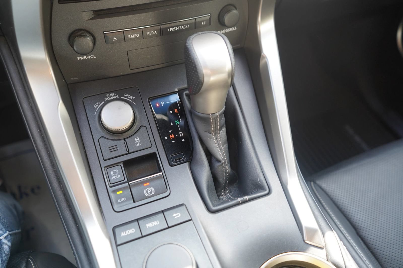 Used 2015 Lexus NX 200t F Sport FWD image 12