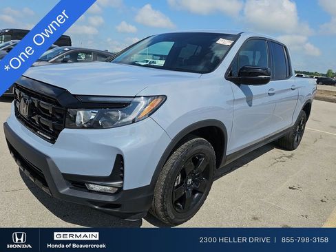 Used 2024 Honda Passport Black Edition image 1