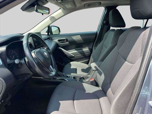 Certified 2023 Toyota Corolla Cross LE w/ Moonroof Package AWD/4WD image 17