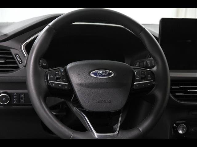 Certified 2023 Ford Escape Platinum w/ Premium Technology Package AWD/4WD image 7