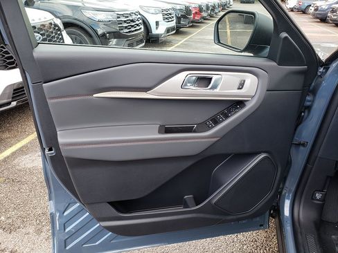 New 2026 Ford Explorer Active image 10