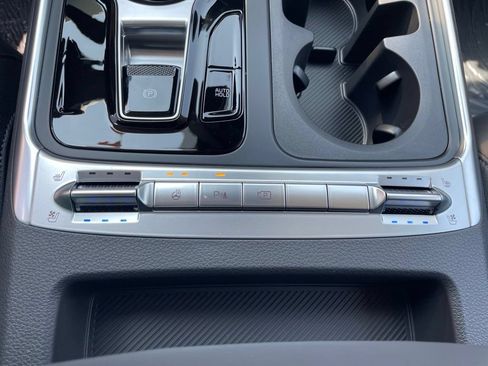 New 2027 Kia Carnival SX Prestige FWD image 23
