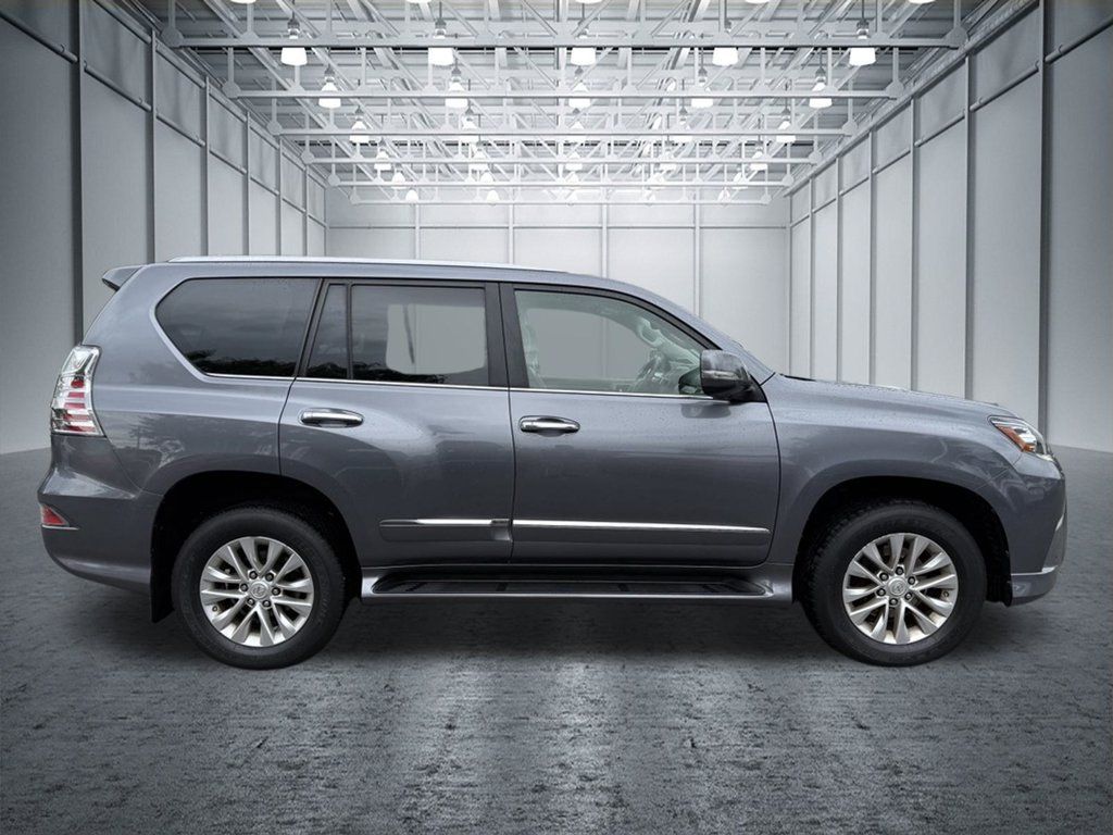 Used 2018 Lexus GX 460 Premium AWD/4WD image 24