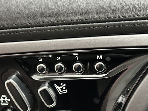 Used 2016 Jaguar F-TYPE Convertible RWD image 32