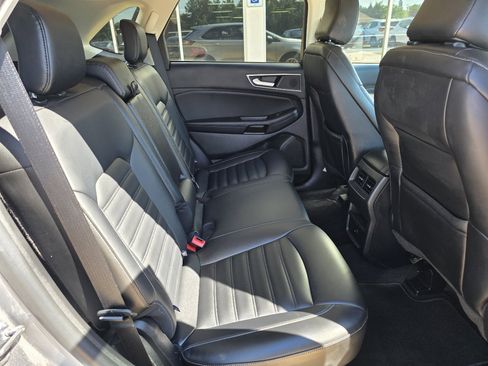 Used 2024 Ford Edge SEL image 21