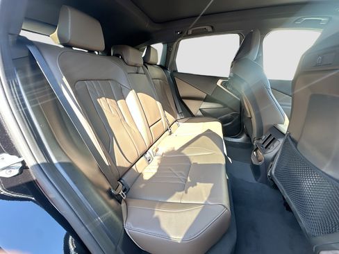 New 2025 BMW X3 xDrive30i w/ Convenience Package image 21