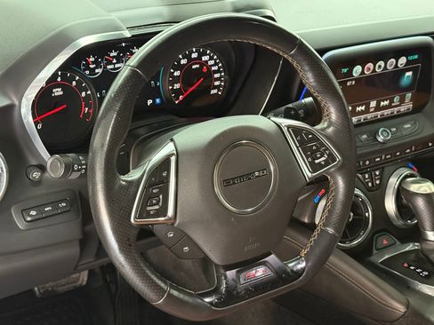 Used 2016 Chevrolet Camaro SS image 27