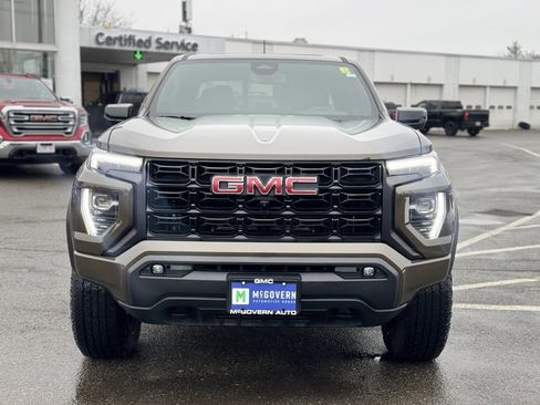 Used 2025 GMC Canyon Elevation w/ Convenience Package image 9