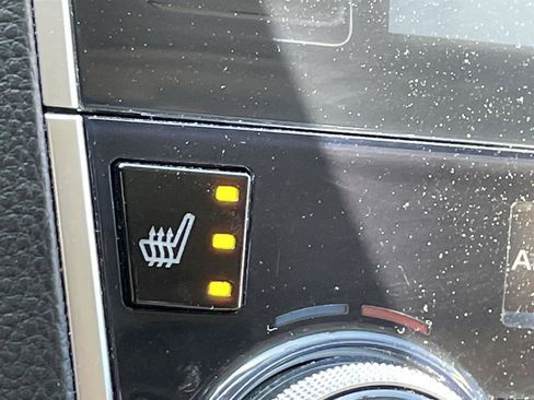 Used 2018 Subaru Outback 2.5i Limited image 25