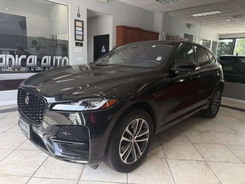 Used 2021 Jaguar F-PACE S image 5