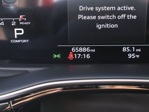 Used 2022 Audi Q7 AWD/4WD image 37