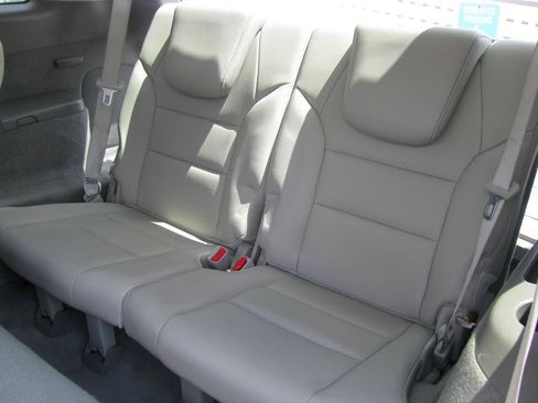 Used 2011 Acura MDX w/ Technology Package AWD/4WD image 13