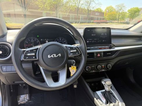 Certified 2024 Kia Forte LXS FWD image 13