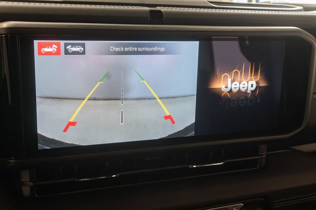 New 2027 Jeep Wrangler Unlimited Sahara AWD/4WD image 17