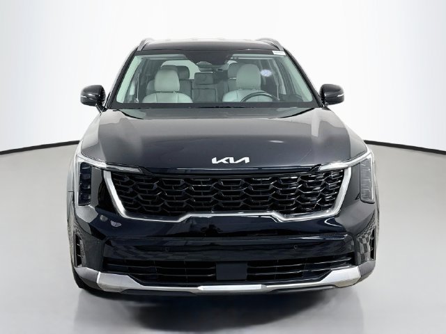 Used 2025 Kia Sorento S FWD image 2