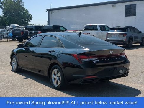 Used 2023 Hyundai Elantra SE FWD image 11