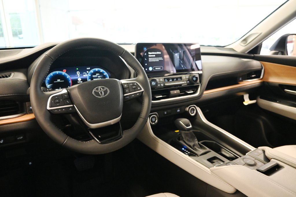 New 2026 Toyota Grand Highlander AWD image 24