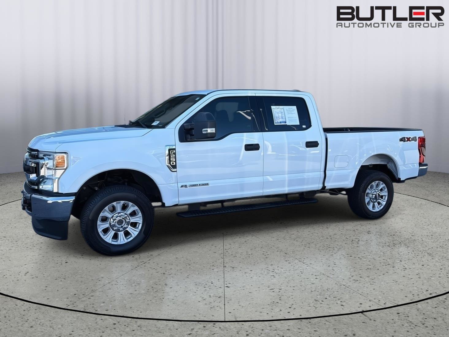 Used 2022 Ford F250 XLT AWD/4WD image 3