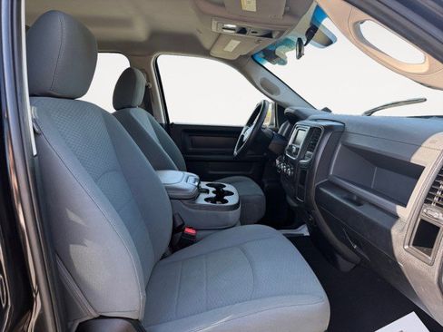 Used 2017 RAM 1500 Express w/ Black Ram 1500 Express Group AWD/4WD image 10