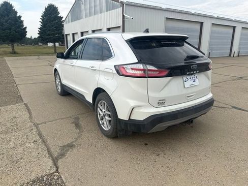 Used 2022 Ford Edge SEL w/ Convenience Package AWD/4WD image 4